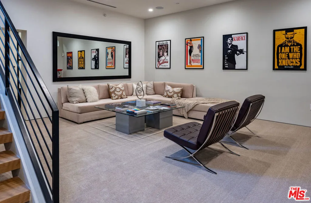 8356 W 4th Street, Los Angeles, California 90048 home-pic-36